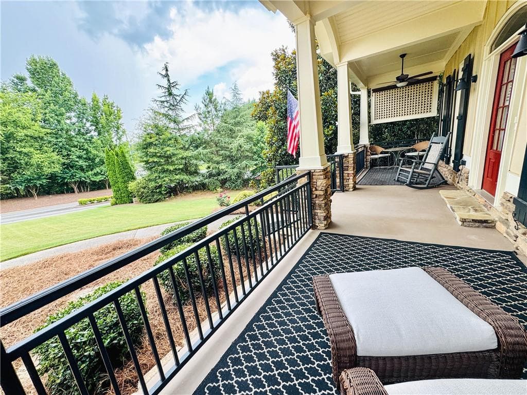 5 bedroom, 5 bathroom, 5,688 sq ft single family residence for sale at 11 Waterstone Drive, Cartersville, GA 30121 — photo 4