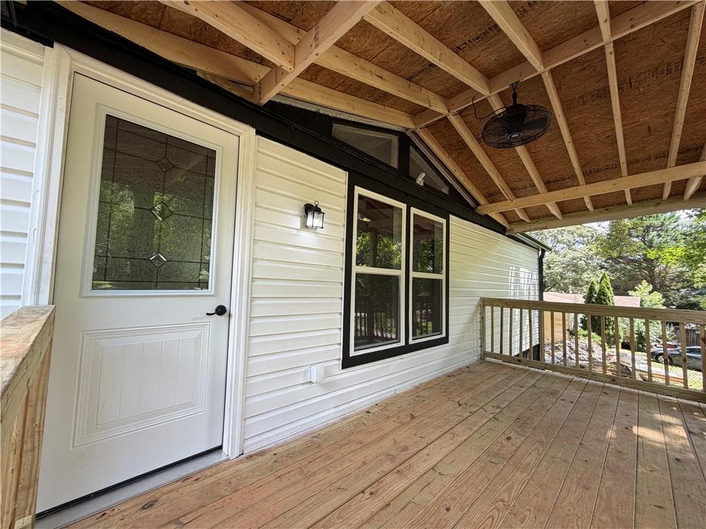 3 bedroom, 2 bathroom, 1,056 sq ft single family residence under contract at 54 Pine Lane, Villa Rica, GA 30180 — photo 8