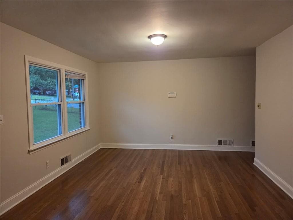 4 bedroom, 2 bathroom, 1,083 sq ft single family residence for rent at 4609 Puckett Street, Forest Park, GA 30297 for $1,700 a month — photo 3