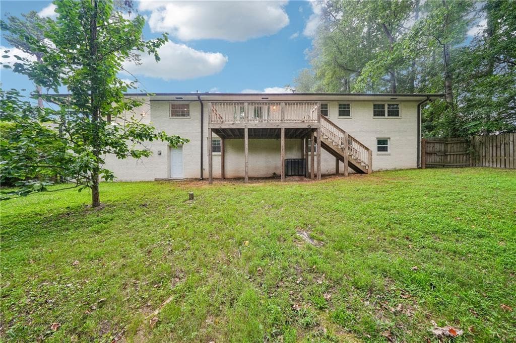 5 bedroom, 3 bathroom, 2,974 sq ft single family residence for sale at 319 Prairie View Place, Atlanta, GA 30311 — photo 5