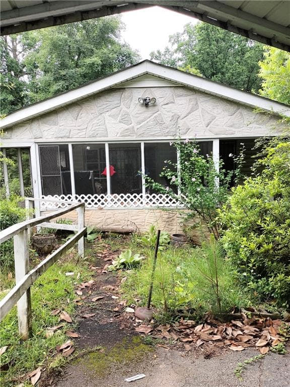 3 bedroom, 2 bathroom, 1,056 sq ft single family residence under contract at 1608 Ezra Church Drive, Atlanta, GA 30314