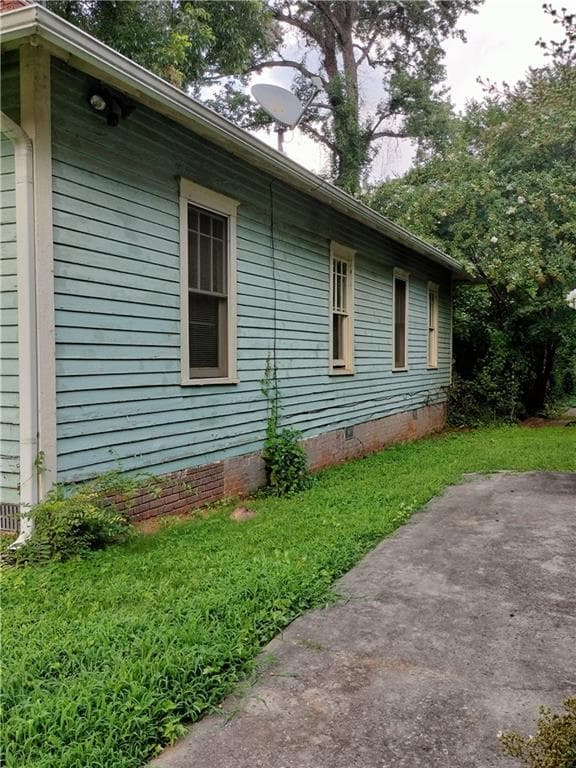 3 bedroom, 1 bathroom, 1,408 sq ft single family residence for sale at 1424 Graham Street, Atlanta, GA 30310 — photo 5