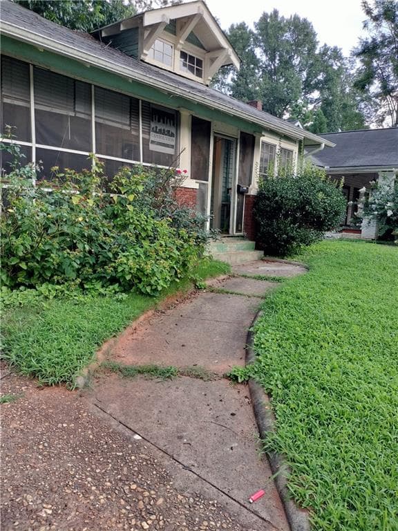 3 bedroom, 1 bathroom, 1,408 sq ft single family residence for sale at 1424 Graham Street, Atlanta, GA 30310 — photo 9