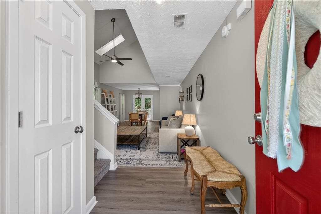 3 bedroom, 3 bathroom, 1,656 sq ft single family residence for rent at 5035 N Bridges Drive, Alpharetta, GA 30022 for $2,550 a month — photo 2