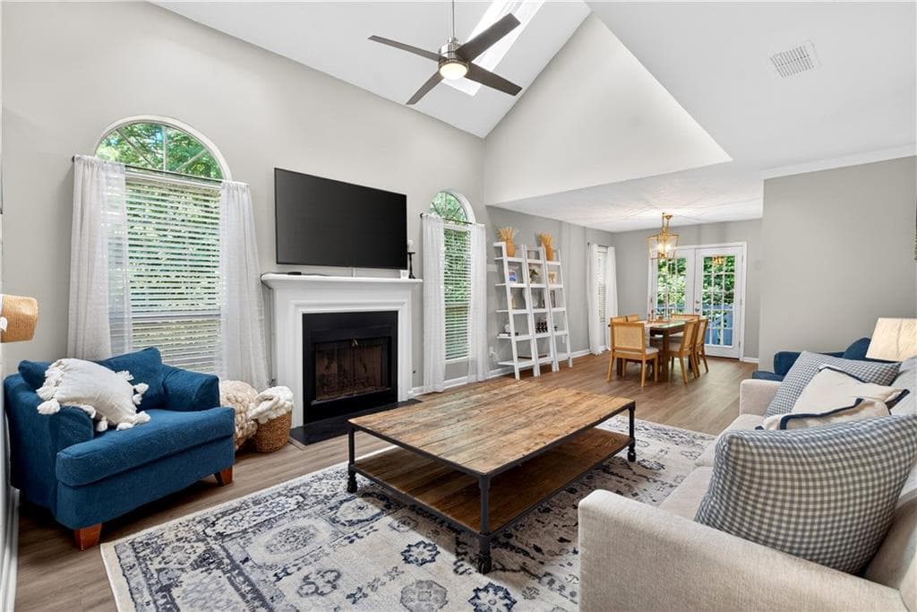 3 bedroom, 3 bathroom, 1,656 sq ft single family residence for rent at 5035 N Bridges Drive, Alpharetta, GA 30022 for $2,550 a month — photo 3