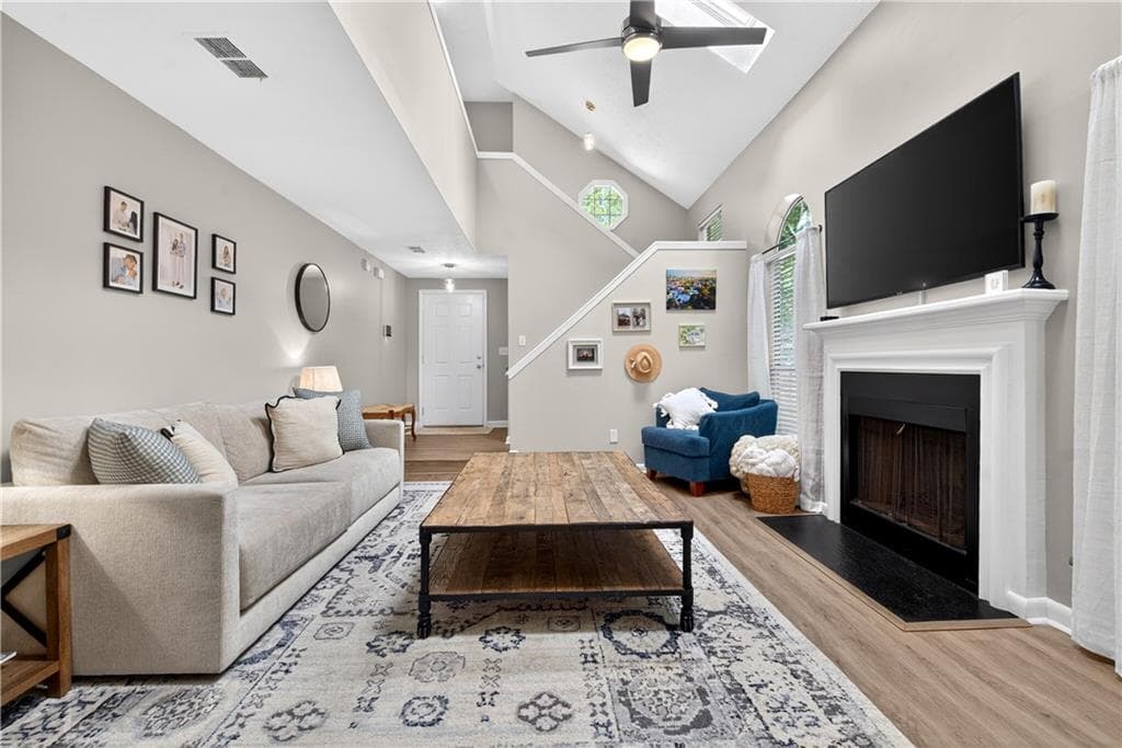 3 bedroom, 3 bathroom, 1,656 sq ft single family residence for rent at 5035 N Bridges Drive, Alpharetta, GA 30022 for $2,550 a month — photo 5