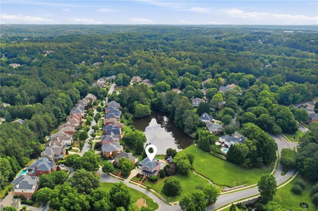 5 bedroom, 6 bathroom, 5,784 sq ft single family residence for sale at 1072 Moores Walk Lane, Suwanee, GA 30024 — photo 4