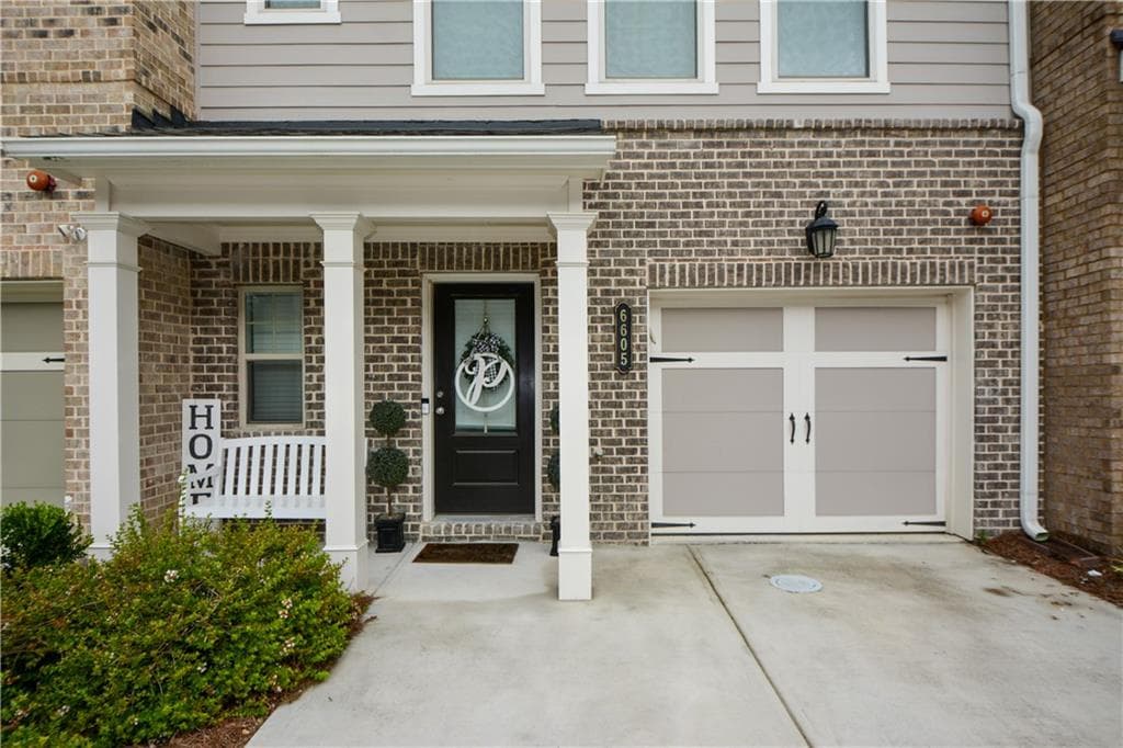 3 bedroom, 3 bathroom, 1,846 sq ft townhouse for sale at 6605 Brooklyn Court, Mableton, GA 30126 — photo 2