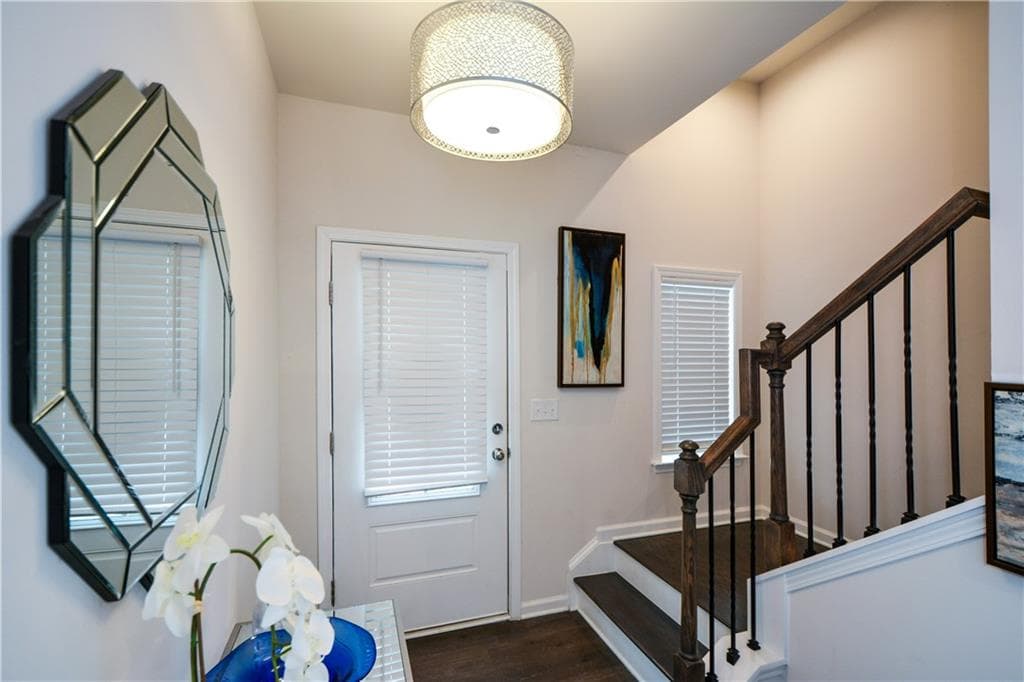 3 bedroom, 3 bathroom, 1,846 sq ft townhouse for sale at 6605 Brooklyn Court, Mableton, GA 30126 — photo 4