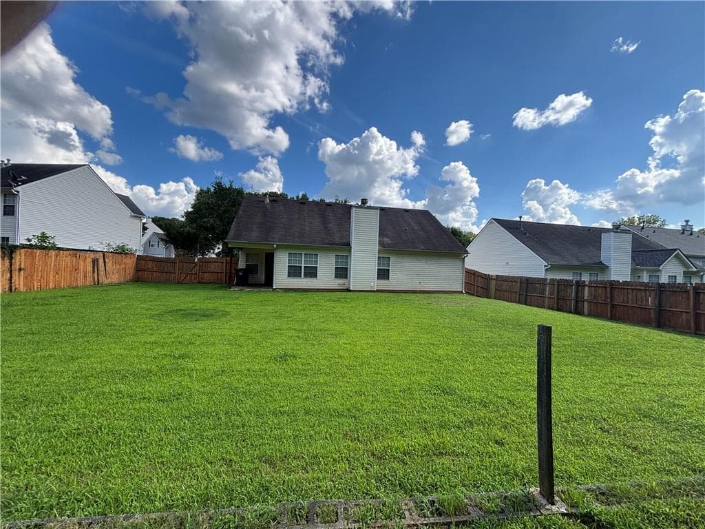 4 bedroom, 2 bathroom, 1,770 sq ft single family residence for rent at 3287 Baymount Way, Lawrenceville, GA 30043 for $2,000 a month — photo 2