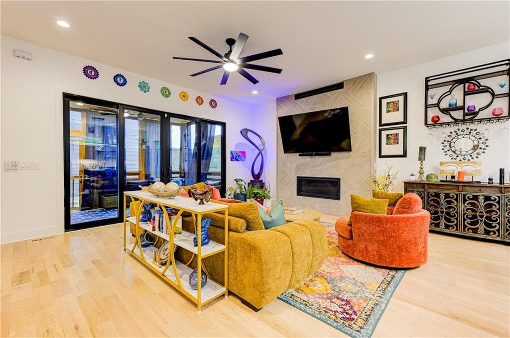 5 bedroom, 5 bathroom, 2,713 sq ft townhouse for sale at 10 Moreland, Atlanta, GA 30307 — photo 7