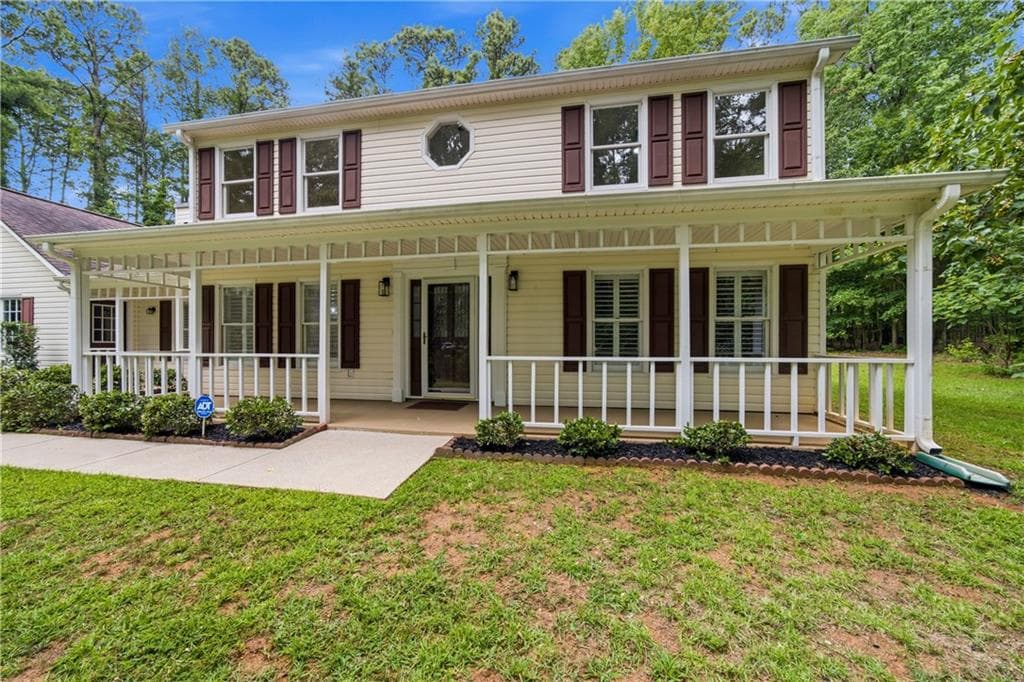4 bedroom, 3 bathroom, 2,168 sq ft single family residence for sale at 175 Old Mill, Fayetteville, GA 30214 — photo 3