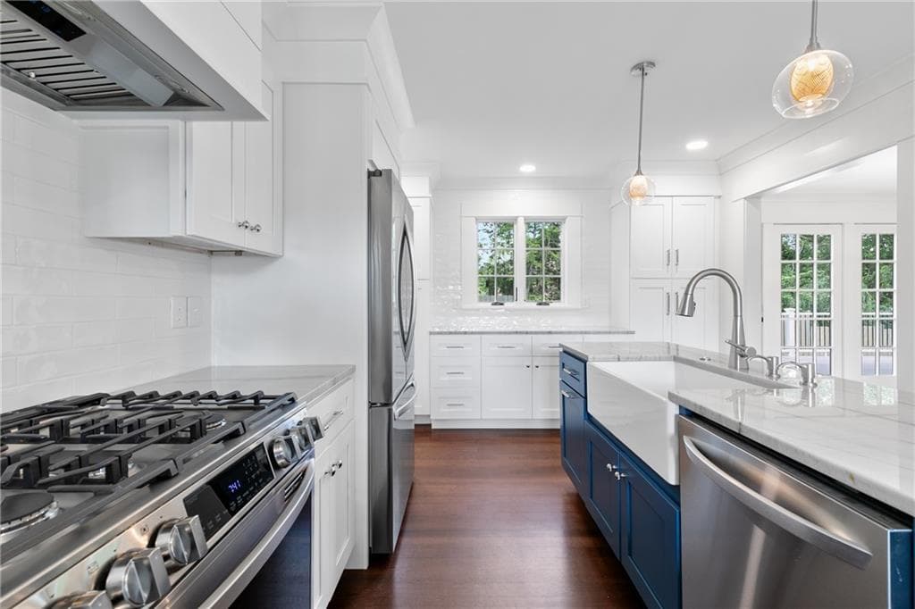 4 bedroom, 5 bathroom, 2,500 sq ft single family residence for rent at 1296 Hilton Drive, Marietta, GA 30062 for $4,500 a month — photo 6