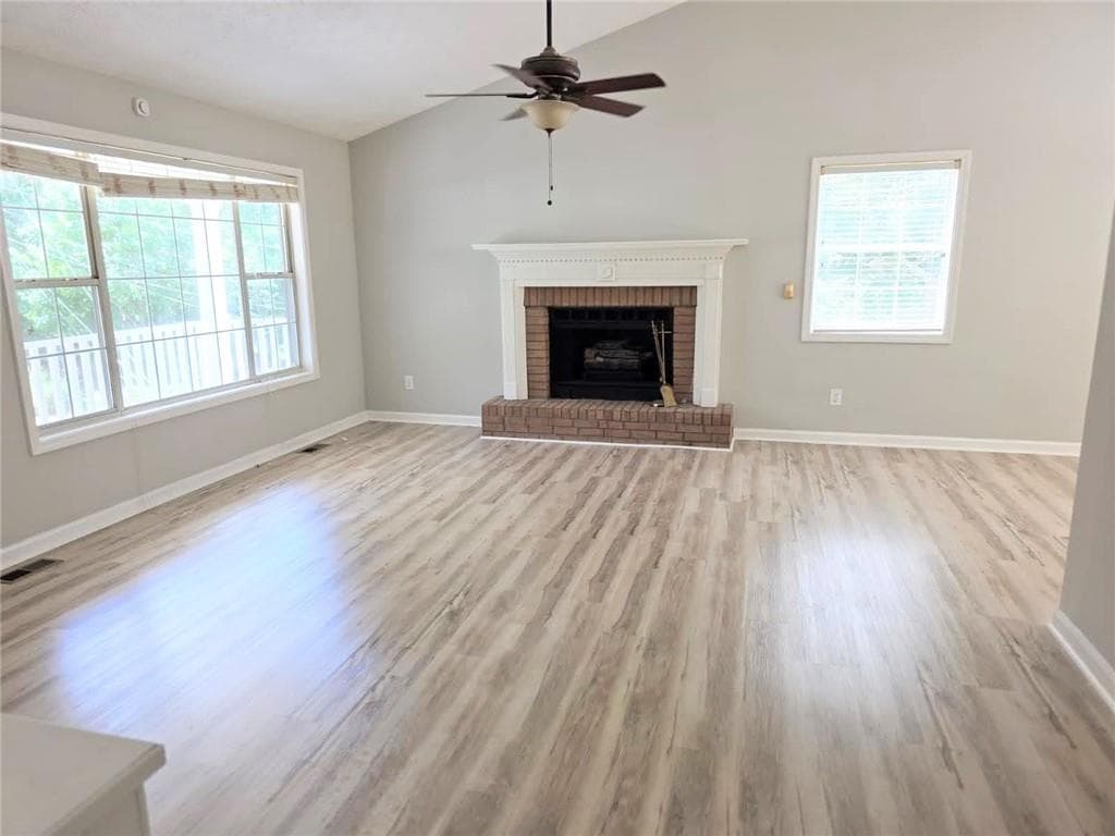 4 bedroom, 2 bathroom, 1,328 sq ft single family residence for sale at 1436 Towne Harbor Lane, Woodstock, GA 30189 — photo 5