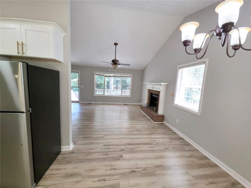 4 bedroom, 2 bathroom, 1,328 sq ft single family residence for sale at 1436 Towne Harbor Lane, Woodstock, GA 30189 — photo 7