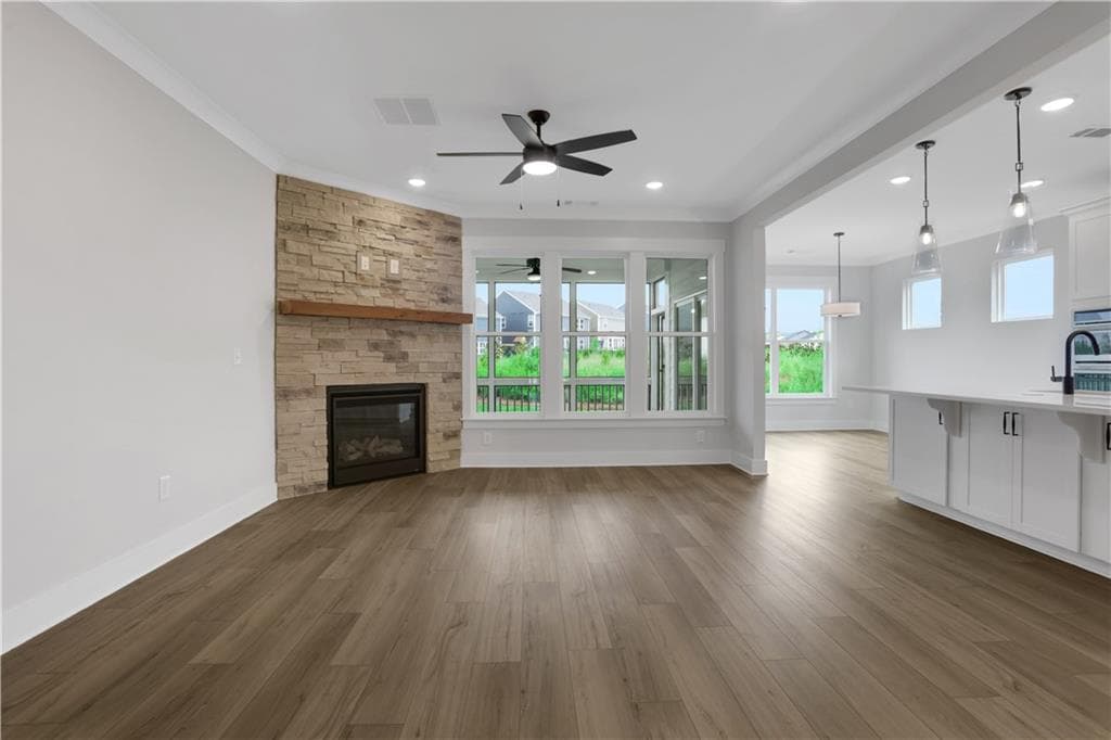 3 bedroom, 3 bathroom, 2,568 sq ft single family residence for sale at 160 Coffee Lane, Hoschton, GA 30548 — photo 6