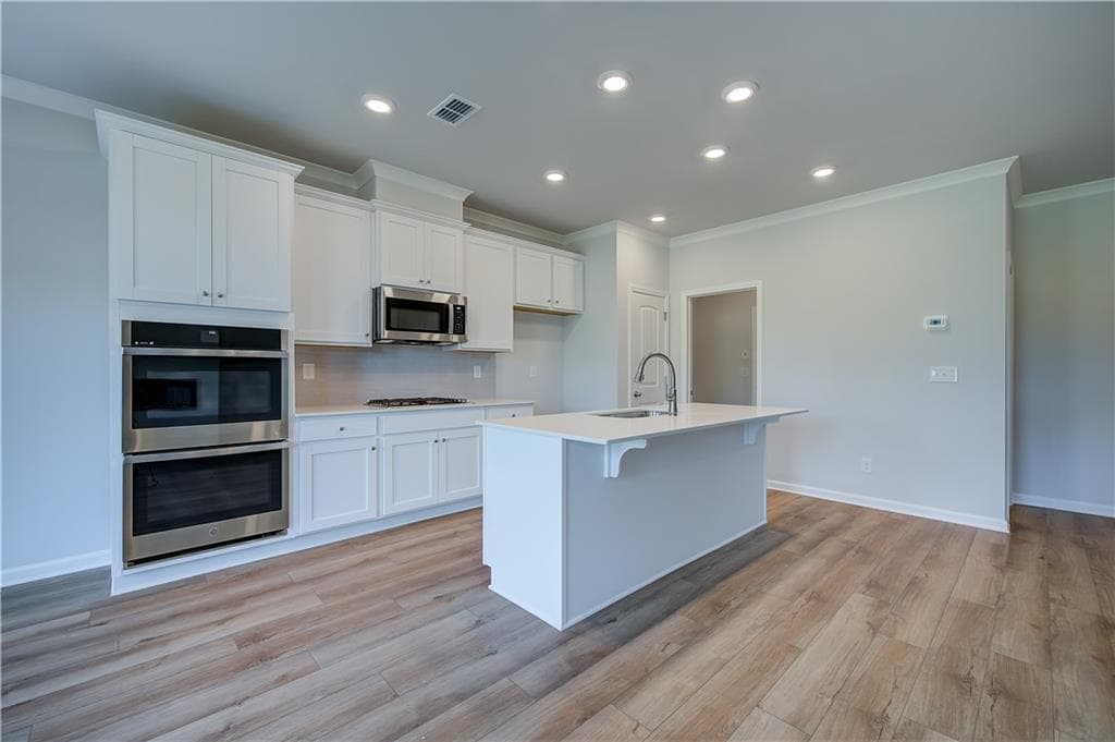 3 bedroom, 3 bathroom, 1,849 sq ft townhouse for sale at 3651 Donovan Circle, Loganville, GA 30052 — photo 8