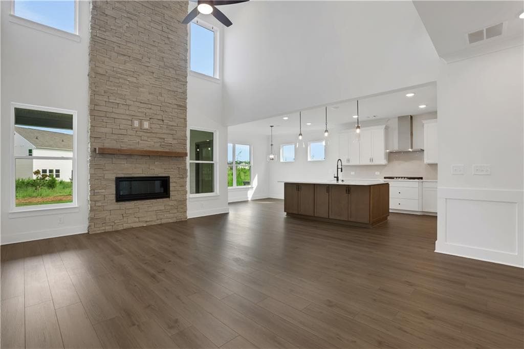 4 bedroom, 4 bathroom, 3,422 sq ft single family residence for sale at 170 Coffee Lane, Hoschton, GA 30548 — photo 7