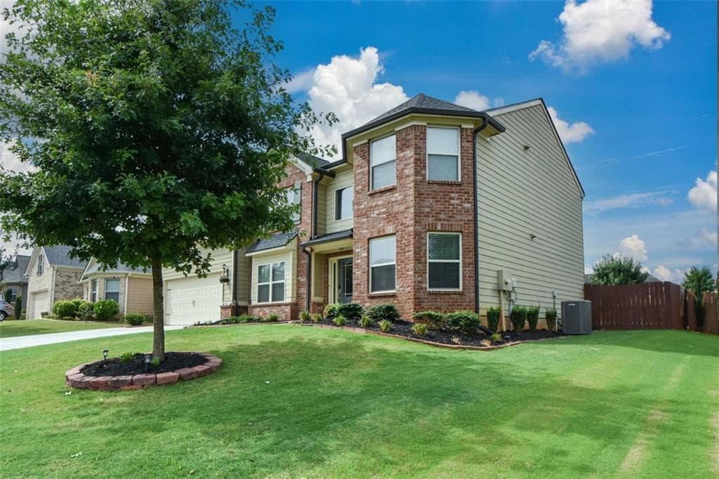 5 bedroom, 3 bathroom, 2,765 sq ft single family residence for sale at 4675 Orchard View Way, Cumming, GA 30028 — photo 3