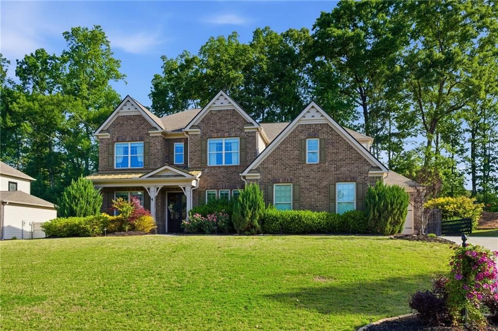5 bedroom, 4 bathroom, 3,634 sq ft single family residence for sale at 3050 Pleasant Valley Trail, Cumming, GA 30028