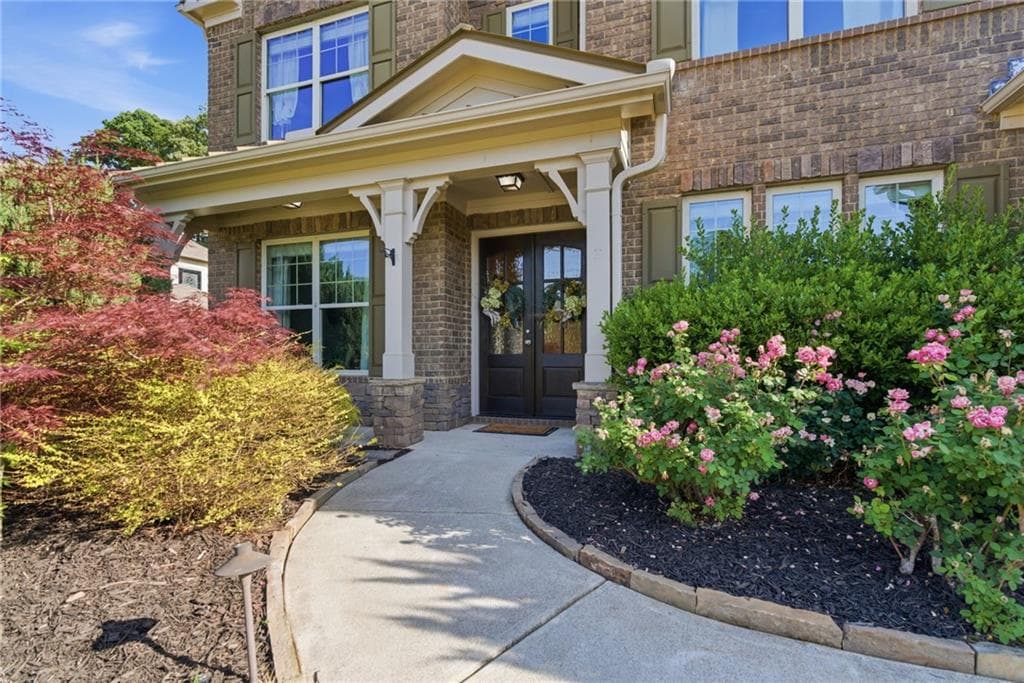 5 bedroom, 4 bathroom, 3,634 sq ft single family residence for sale at 3050 Pleasant Valley Trail, Cumming, GA 30028 — photo 4