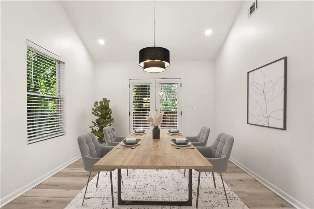 2 bedroom, 2 bathroom, 1,100 sq ft single family residence under contract at 1250 Byewood Lane, Atlanta, GA 30310 — photo 4