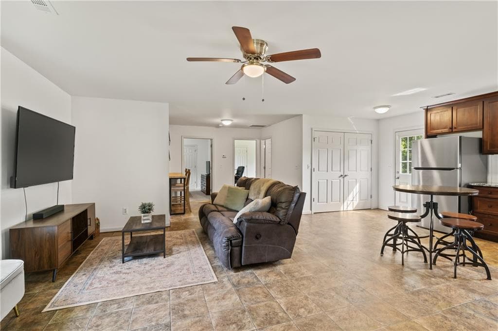 2 bedroom, 2 bathroom, 1,008 sq ft single family residence for sale at 234 Jim Pruitt Road, Dahlonega, GA 30533 — photo 2