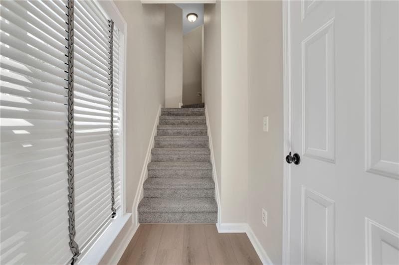 3 bedroom, 4 bathroom, 2,390 sq ft townhouse for sale at 14000 Portside Bend, Milton, GA 30004 — photo 5