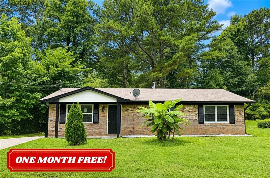 3 bedroom, 2 bathroom, 1,143 sq ft single family residence for rent at 1775 Highpoint Road, Snellville, GA 30078 for $2,100 a month — photo 2