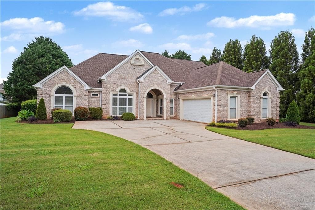 4 bedroom, 4 bathroom, 3,116 sq ft single family residence under contract at 1086 Rowanshyre Circle, Mcdonough, GA 30253 — photo 2