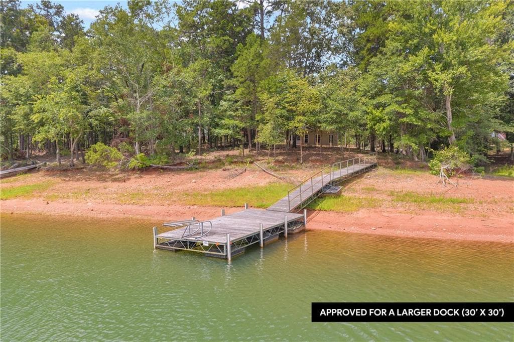 3 bedroom, 3 bathroom, 2,812 sq ft single family residence for sale at 27 Classic Drive, Hartwell, GA 30643 — photo 3