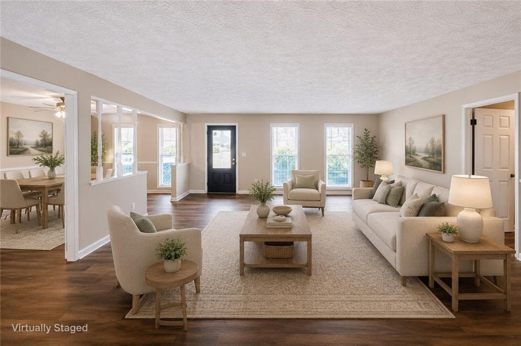 5 bedroom, 3 bathroom, 2,649 sq ft single family residence under contract at 3730 Mill Glen Drive, Douglasville, GA 30135 — photo 3