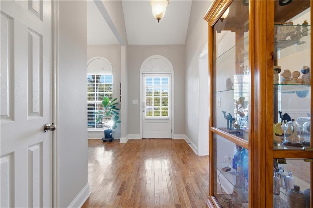 5 bedroom, 4 bathroom, 2,472 sq ft single family residence for sale at 15 Isabella Court, Cartersville, GA 30121 — photo 7