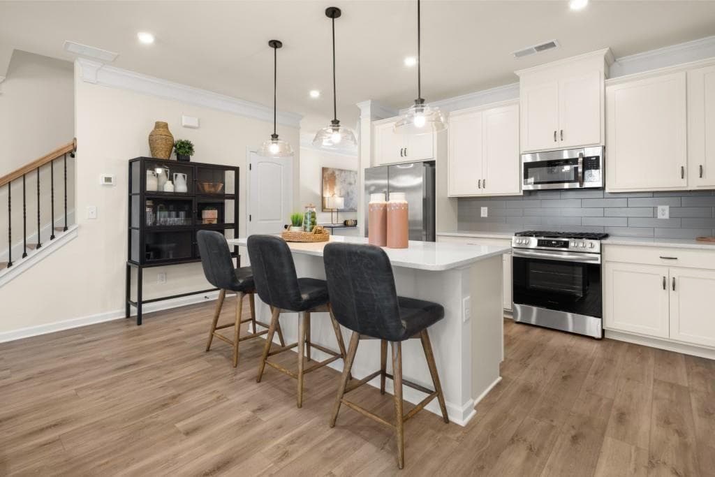 3 bedroom, 3 bathroom, 1,912 sq ft townhouse under contract at 1040 Elowen Drive 98, Austell, GA 30168 — photo 6