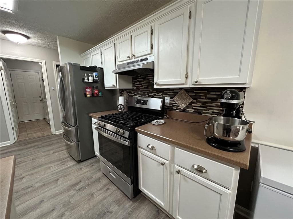 4 bedroom, 2 bathroom, 1,812 sq ft single family residence for sale at 113 Timberwood Drive, Stockbridge, GA 30281 — photo 9