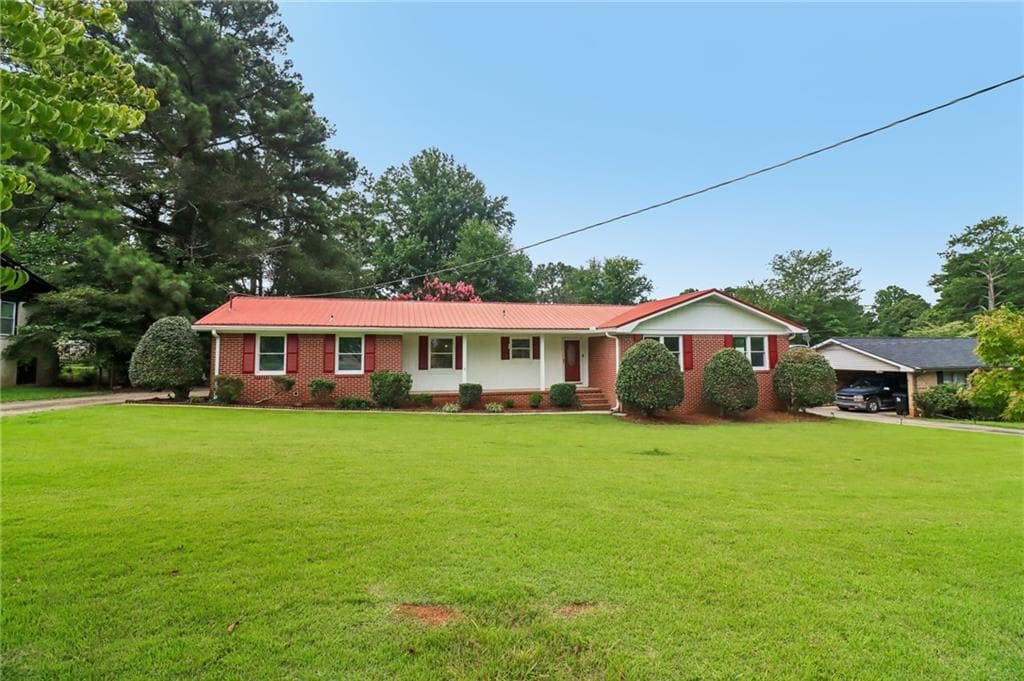 3 bedroom, 2 bathroom, 1,345 sq ft single family residence for sale at 139 Bruce Court, Dallas, GA 30157 — photo 5