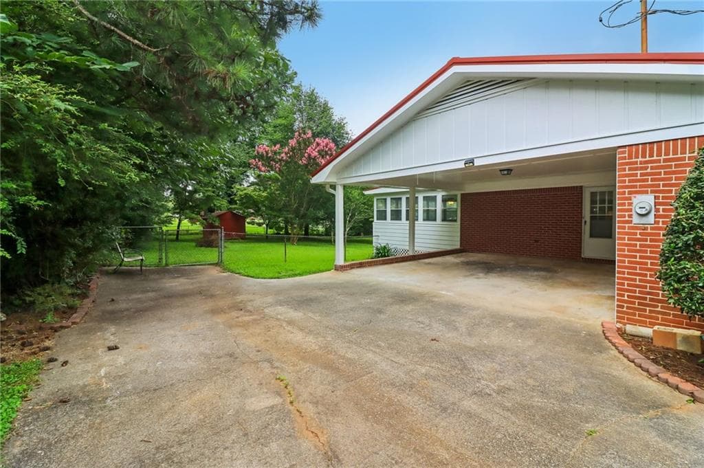 3 bedroom, 2 bathroom, 1,345 sq ft single family residence for sale at 139 Bruce Court, Dallas, GA 30157 — photo 6