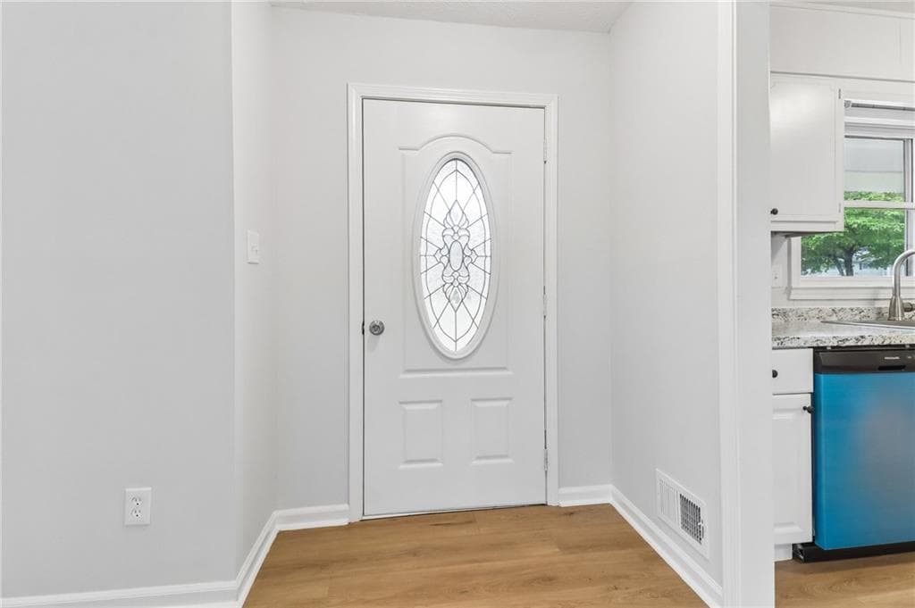 3 bedroom, 2 bathroom, 1,345 sq ft single family residence for sale at 139 Bruce Court, Dallas, GA 30157 — photo 9