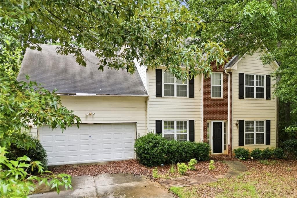 4 bedroom, 3 bathroom, 2,028 sq ft single family residence under contract at 2581 Star Lane, Decatur, GA 30034 — photo 4