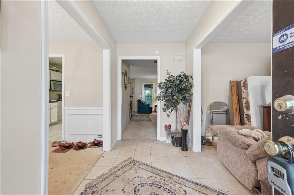 4 bedroom, 3 bathroom, 2,028 sq ft single family residence under contract at 2581 Star Lane, Decatur, GA 30034 — photo 7