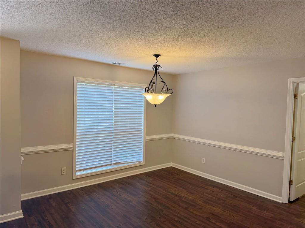 4 bedroom, 2 bathroom, 2,627 sq ft single family residence for sale at 1105 River Green Court, Mcdonough, GA 30252 — photo 5