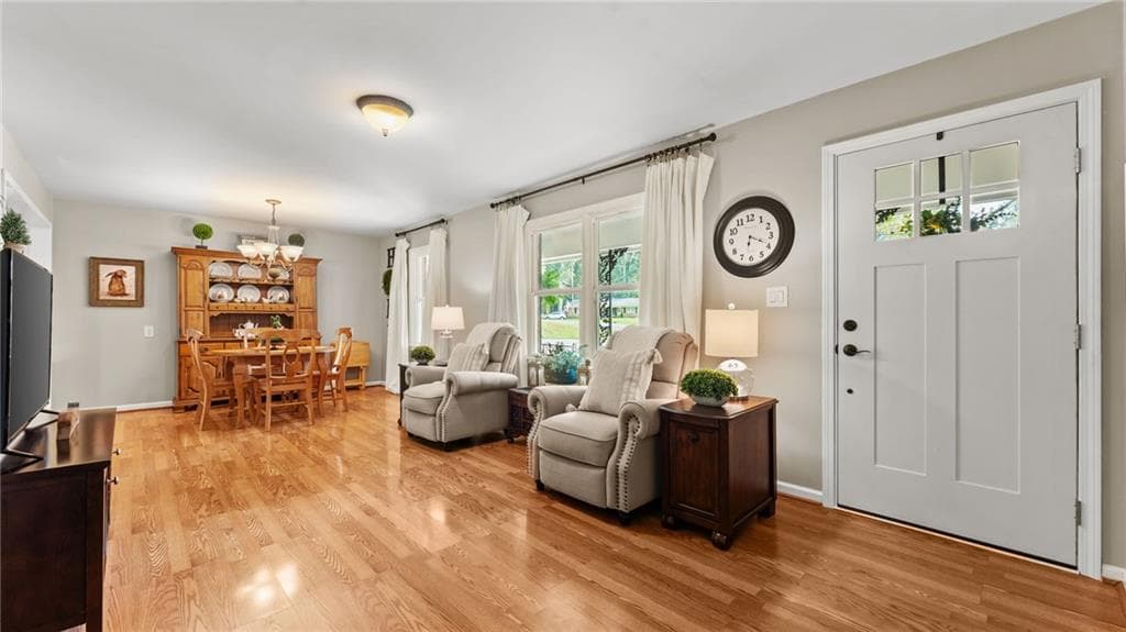 3 bedroom, 2 bathroom, 1,588 sq ft single family residence for sale at 243 New Hermitage Road, Rome, GA 30161 — photo 3