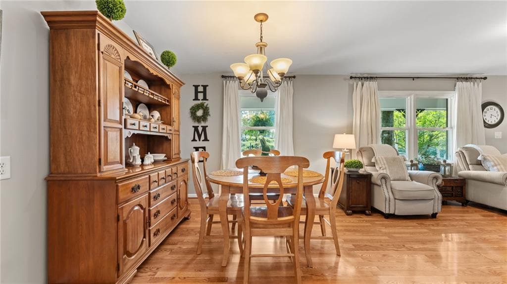 3 bedroom, 2 bathroom, 1,588 sq ft single family residence for sale at 243 New Hermitage Road, Rome, GA 30161 — photo 5