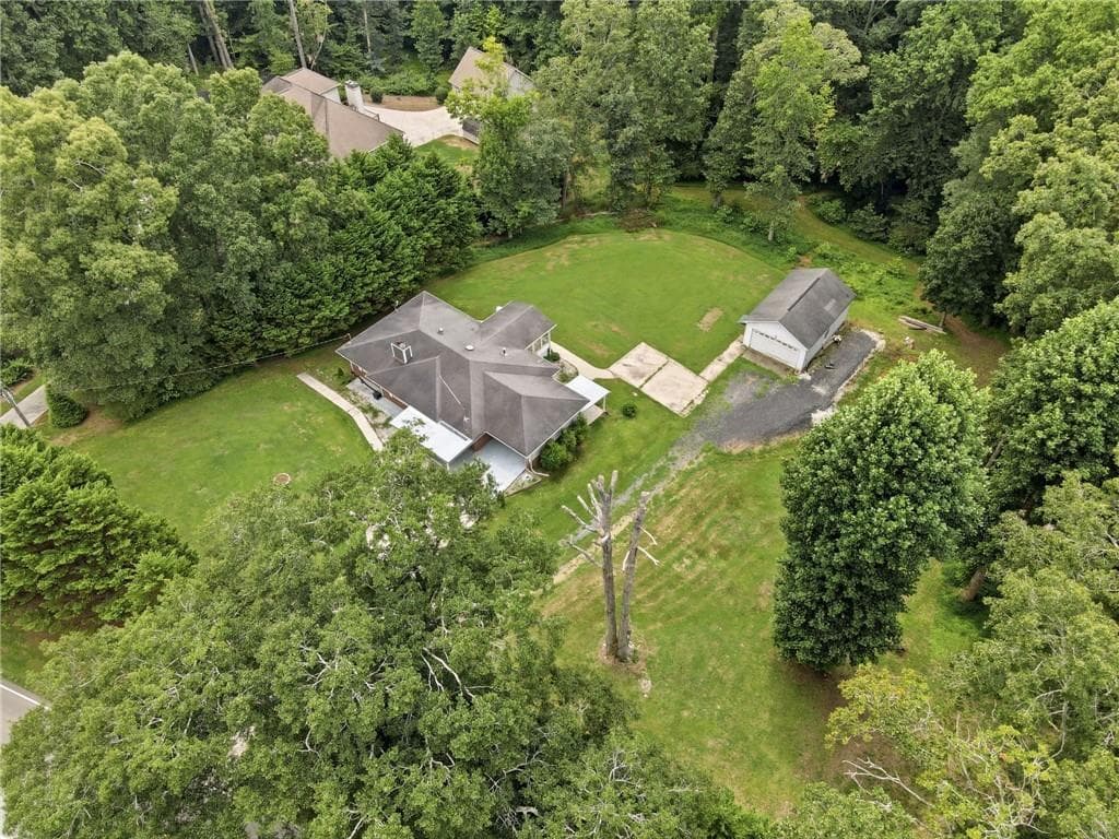 4 bedroom, 2 bathroom, 3,068 sq ft single family residence for sale at 3651 Ledan Road, Gainesville, GA 30506 — photo 7