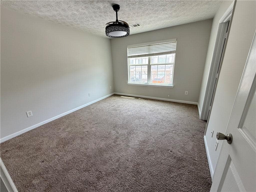 2 bedroom, 3 bathroom, 1,498 sq ft condominium under contract at 4407 Stone Gate Way 149, East Point, GA 30344 — photo 6