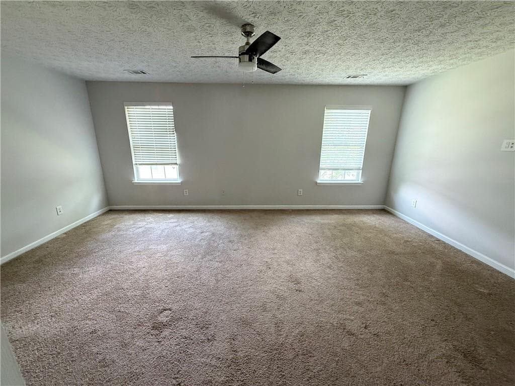 2 bedroom, 3 bathroom, 1,498 sq ft condominium under contract at 4407 Stone Gate Way 149, East Point, GA 30344 — photo 9