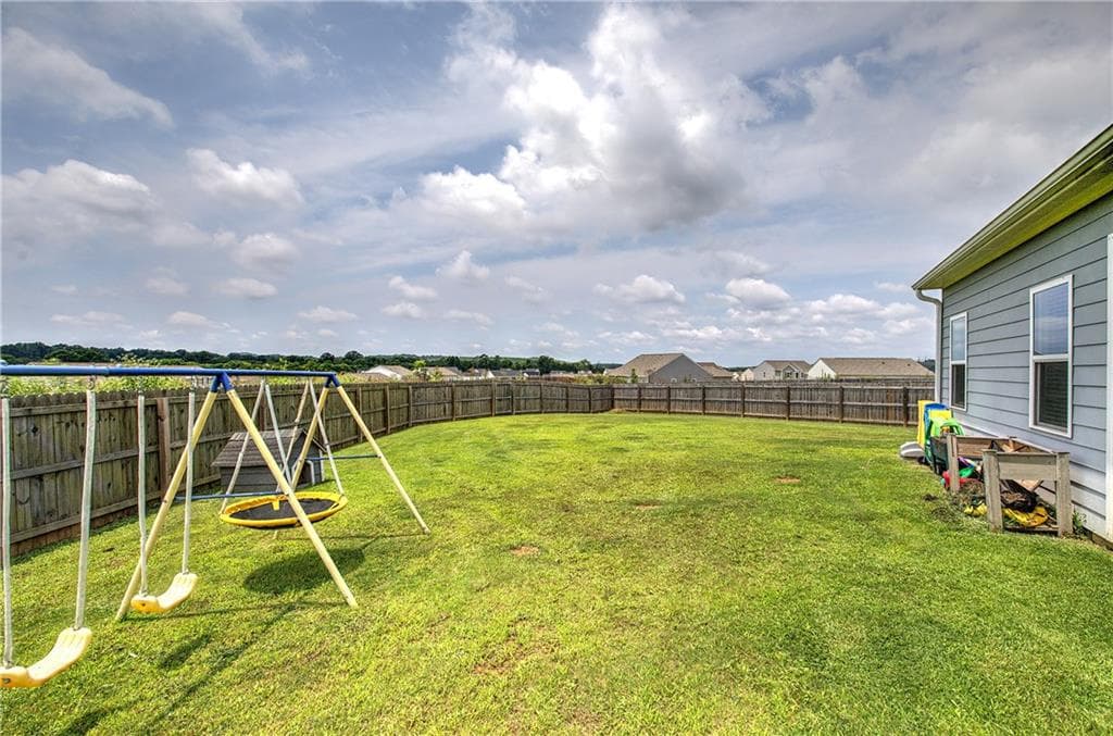 4 bedroom, 3 bathroom, 2,200 sq ft single family residence for sale at 160 Andria Way, Cartersville, GA 30120 — photo 6