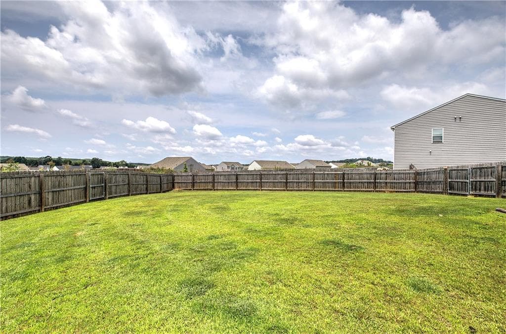4 bedroom, 3 bathroom, 2,200 sq ft single family residence for sale at 160 Andria Way, Cartersville, GA 30120 — photo 7