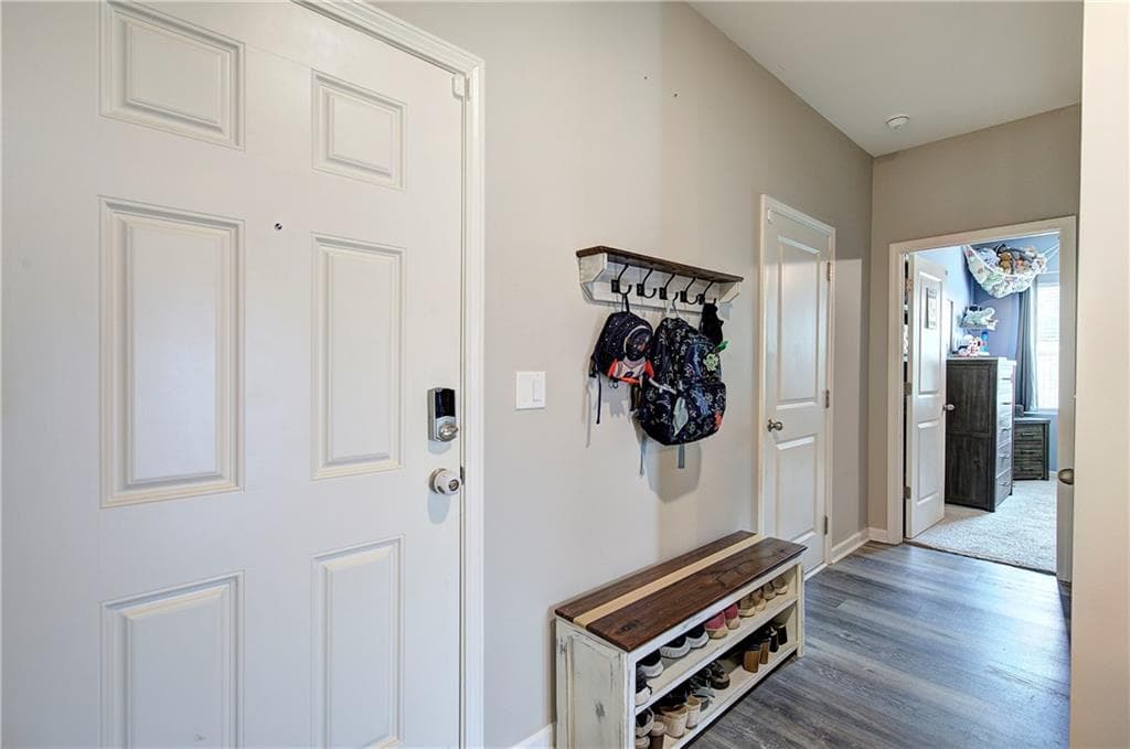 4 bedroom, 3 bathroom, 2,200 sq ft single family residence for sale at 160 Andria Way, Cartersville, GA 30120 — photo 9