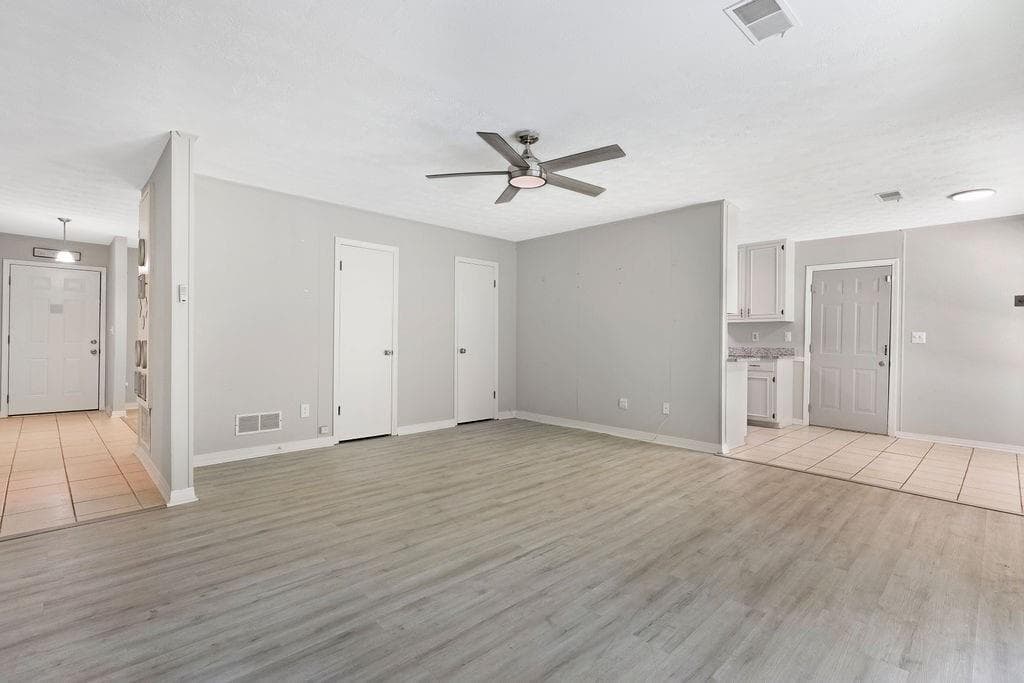 3 bedroom, 2 bathroom, 1,724 sq ft single family residence for sale at 2053 Wellborn Road, Lithonia, GA 30058 — photo 10
